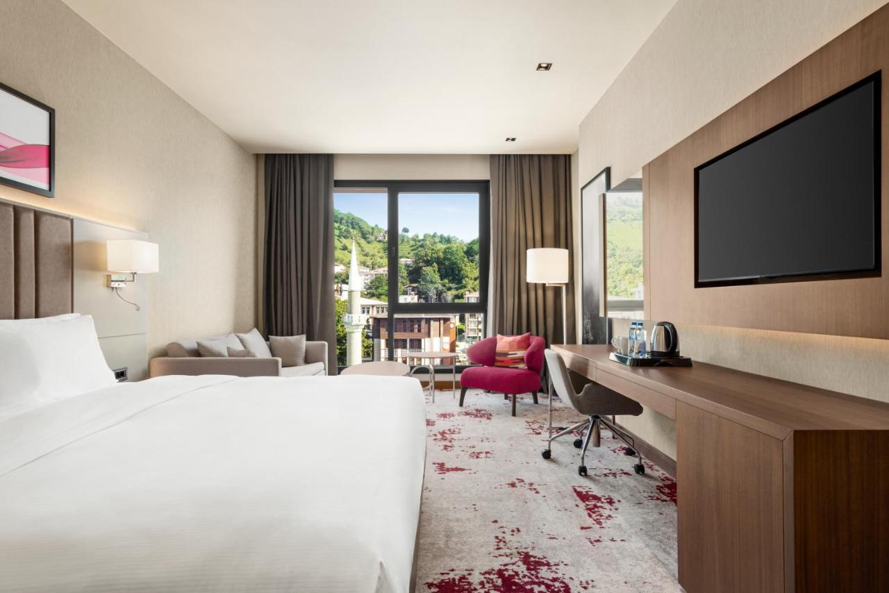 ホテル Ramada By Wyndham Rize Findikli エクステリア 写真