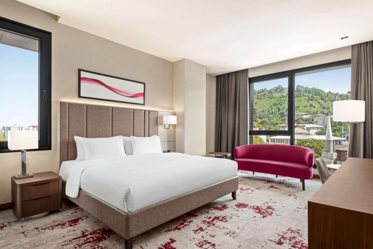ホテル Ramada By Wyndham Rize Findikli エクステリア 写真