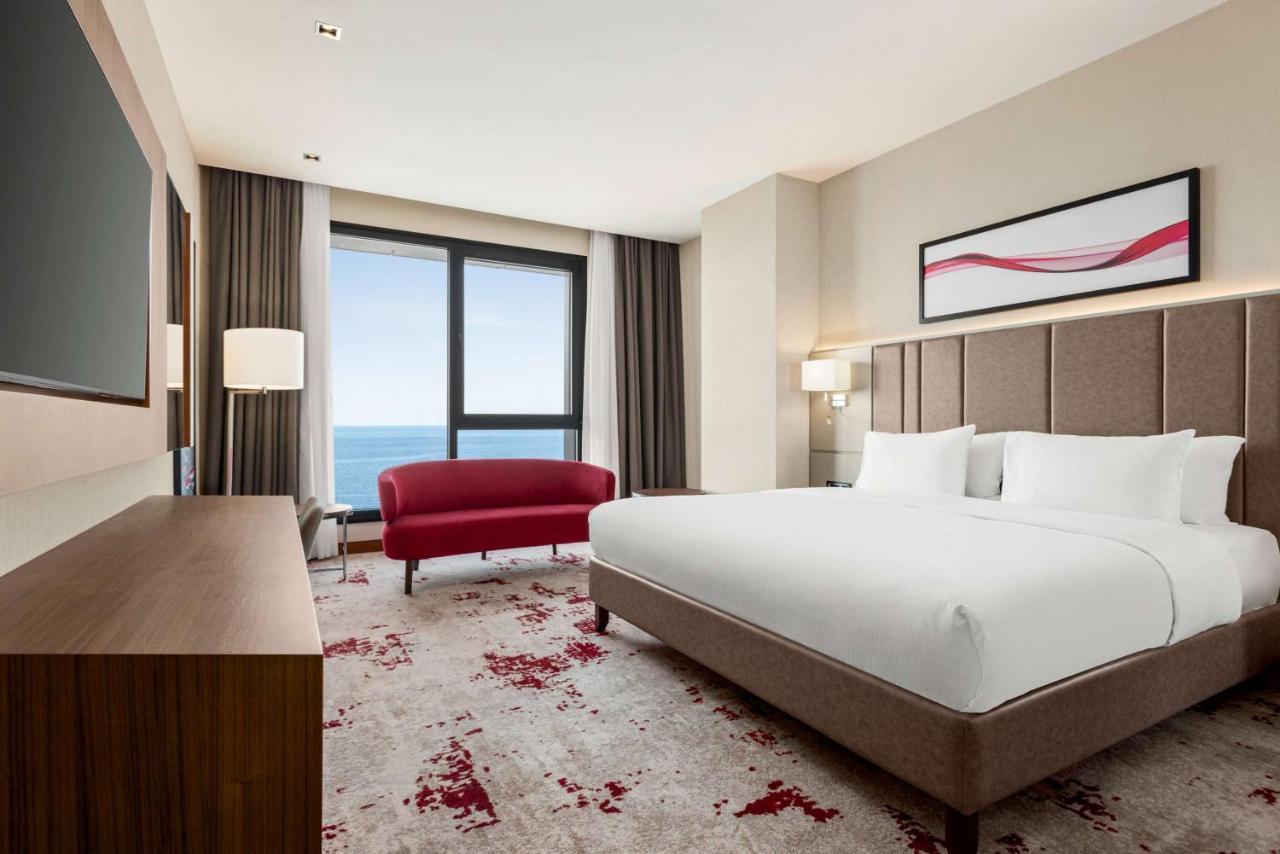 ホテル Ramada By Wyndham Rize Findikli エクステリア 写真