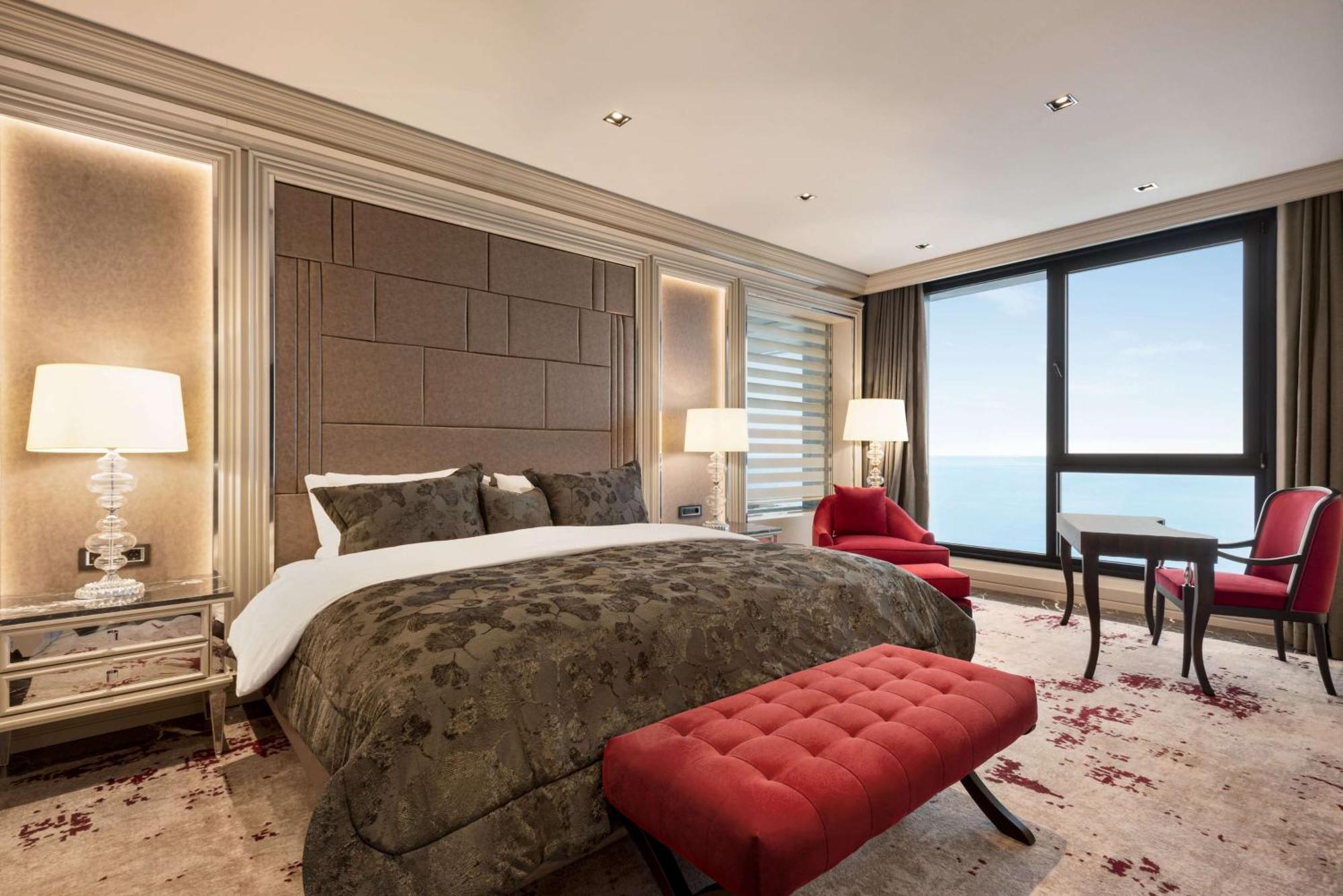 ホテル Ramada By Wyndham Rize Findikli エクステリア 写真